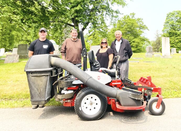 New mower gifted to Grandview Cemetery News, Sports, Jobs Morning Journal
